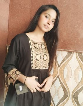 Ayushi Shrivastav - Sahayta Superstar Foundation